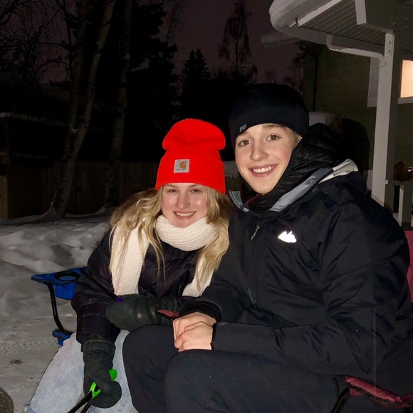 Free sticker with purchase - Picture 1 of 3